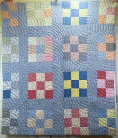 HANDMADE PATCHWORK QUILT 70" x 60"