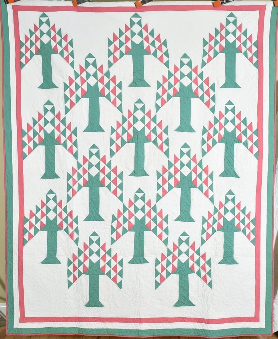 30's Tree of Life Quilt: This wonderful cotton 30's dusty rose pink and nile green tree of life quilt is all hand pieced and hand quilted, with an 18" hand stitched sham included. It measures 68" X 84" and is in excellent con