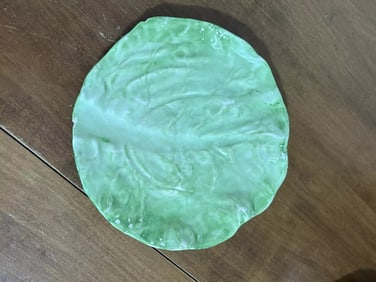Wannopee Lettuce Leaf Majolica Plate
