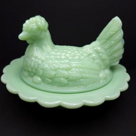 6.5” Jadeite Green Opaque Glass Mosser Hen on the Nest with Ruffled Edge & Turned Head