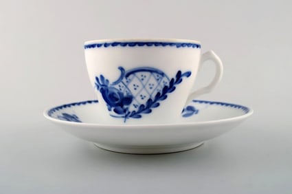 Royal Copenhagen. Rococco coffee cup with saucer. 11 sets in stock.