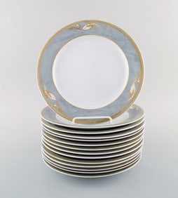 Royal Copenhagen Gray Magnolia porcelain lunch plate. Model number 622. Late 20th century. 14 pcs in