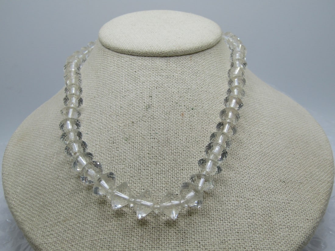 Vintage Graduated Crystal Beaded Necklace, 17.5" (1 of 6)