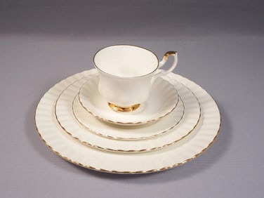 Royal Albert Val D'Or PLACE SETTING Dinner Bread Salad Plate Cup Gold