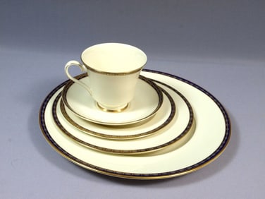 MINTON ST JAMES PLACE SETTING Dinner Plate Coffee Cup Bread Salad Gold Cobalt