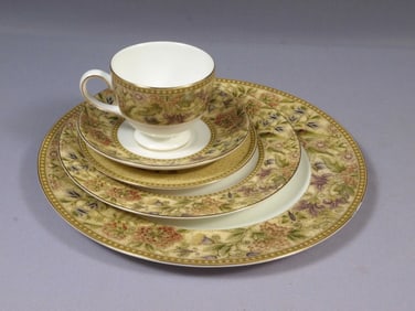 Wedgwood Floral Tapestry Place setting Set England VINTAGE PERFECT