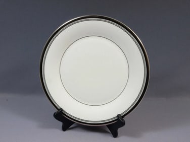 ROYAL DOULTON SARABANDE DINNER Plate H5023 Black Silver Platinum England