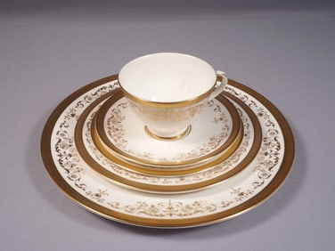 ROYAL DOULTON BELMONT GOLD Place Setting Dinner Salad Plate cup H4991 England