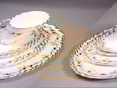 ROYAL DOULTON STRASBOURG PLACE SETTING cups Plates H4958 England