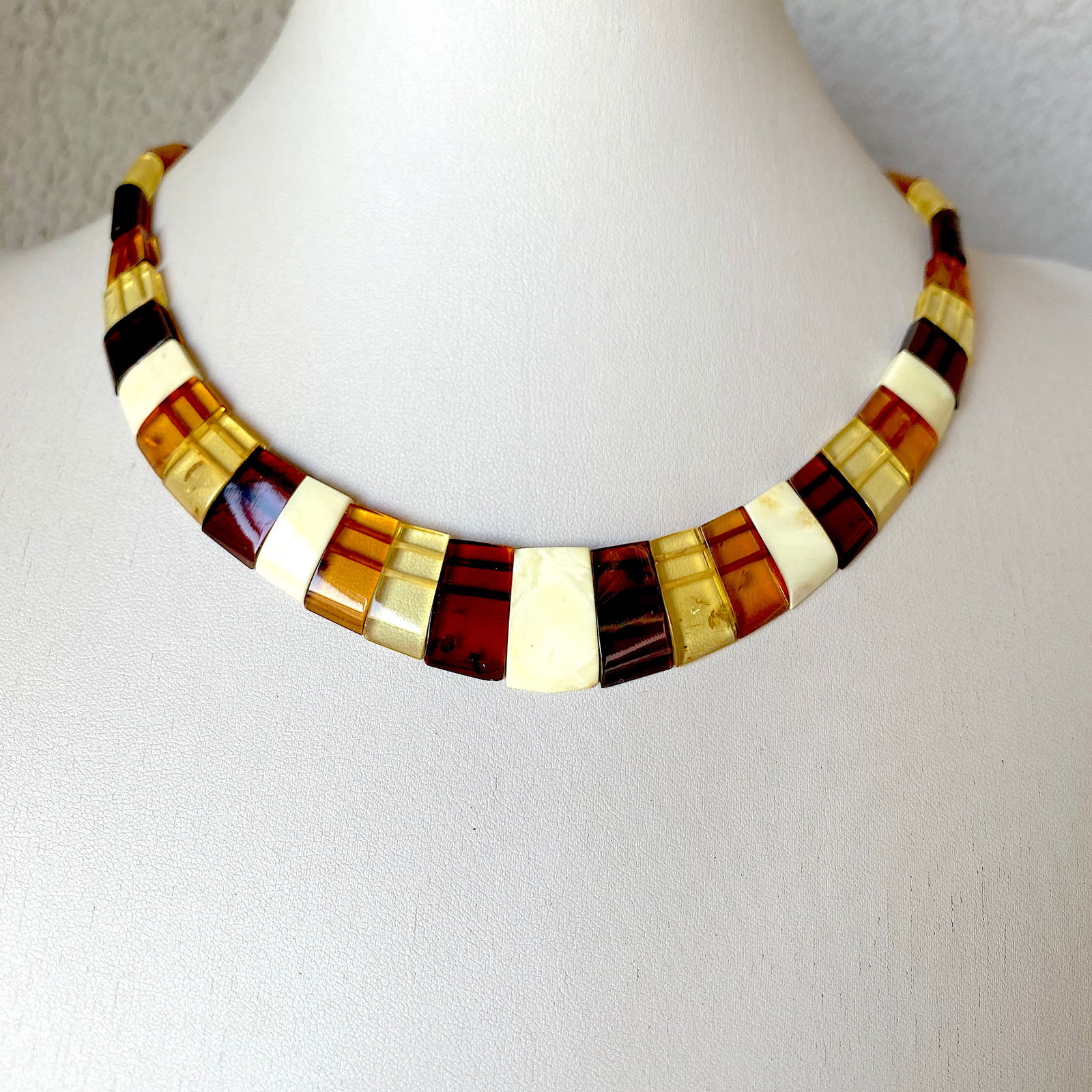 Alluring Amber Floral Necklace made from leaf like bead ornaments (1 of 8)