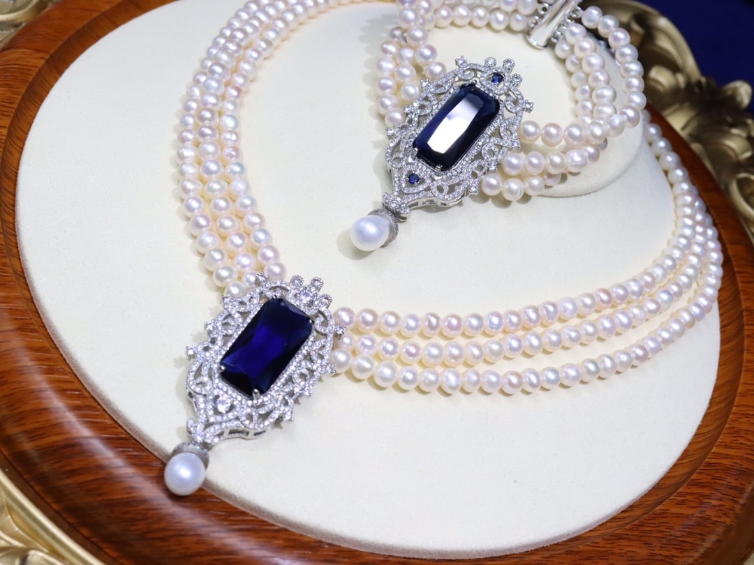 Natural White Pearl Set (1 of 8)