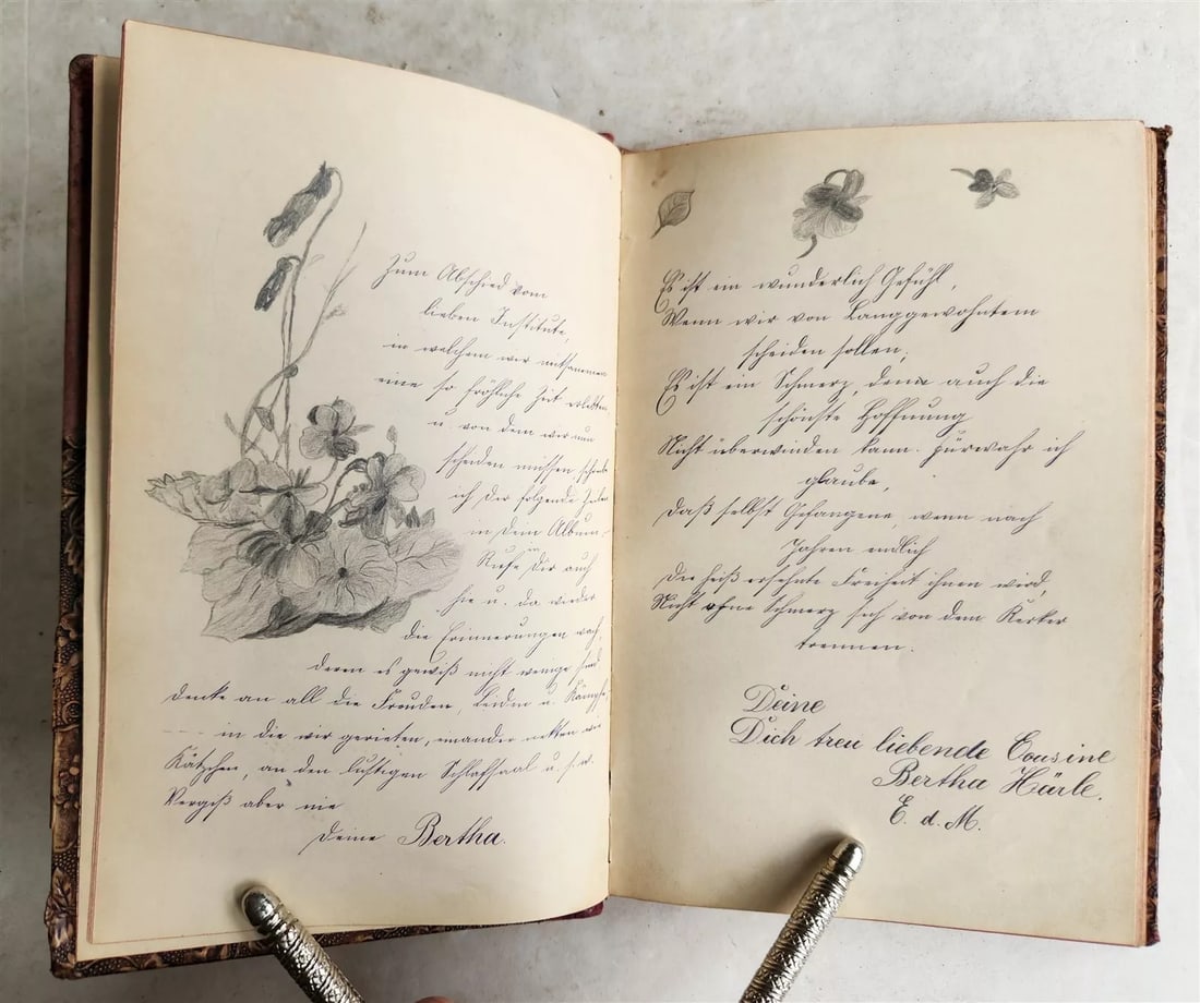 1890s ALBUM AMICORUM - MANUSCRIPT BOOK in GERMAN antique: Embossed leather and silk binding Nice calligraphy. Red edges Size 5 3/4 by 8 3/4" Many unfilled pages Very good interior condition, minor wear of the binding Please see my other auctions Reserve: $98