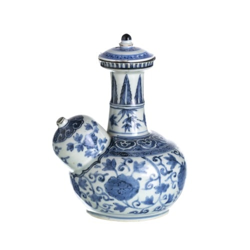 MING DYNASTY (1368-1644) - KENDI PORCELAIN: Chinese, Ming Dynasty (1368–1644), with blue decoration beneath the cover with plant motifs. Defects and the cover is not original. Dimensions (Height) 19 cm. Reserve: $1,500.00 Shipping: Domest