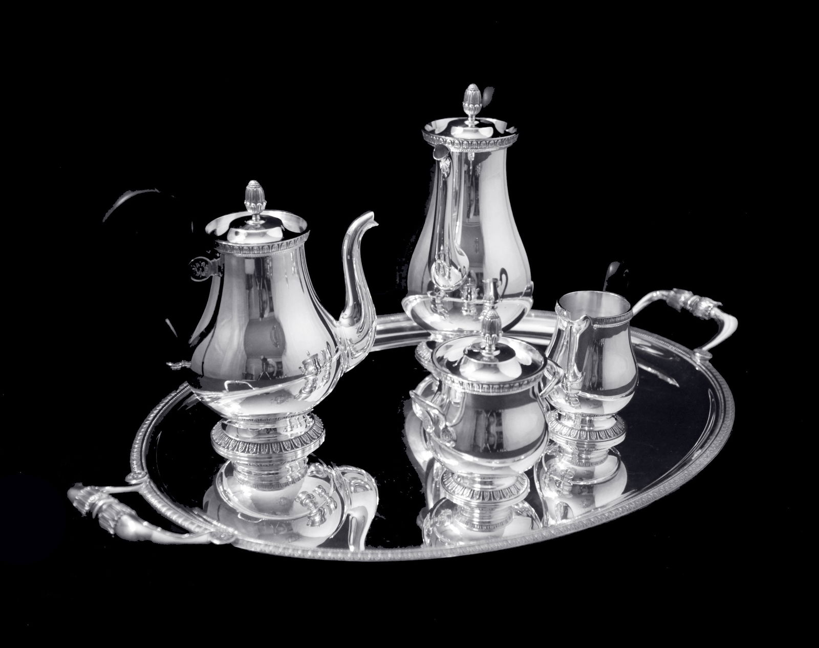 Christofle (Gallia) - 5pc. French Antique Silver Plate Tea Set, Museum Quality !: Title: Christofle (Gallia) - 5pc. French Antique Silver Plate Tea Set, Museum Quality ! Description:Direct from Paris, a magnificent 5 piece silver-plate Collection Gallia, Louis XVI model tea set by