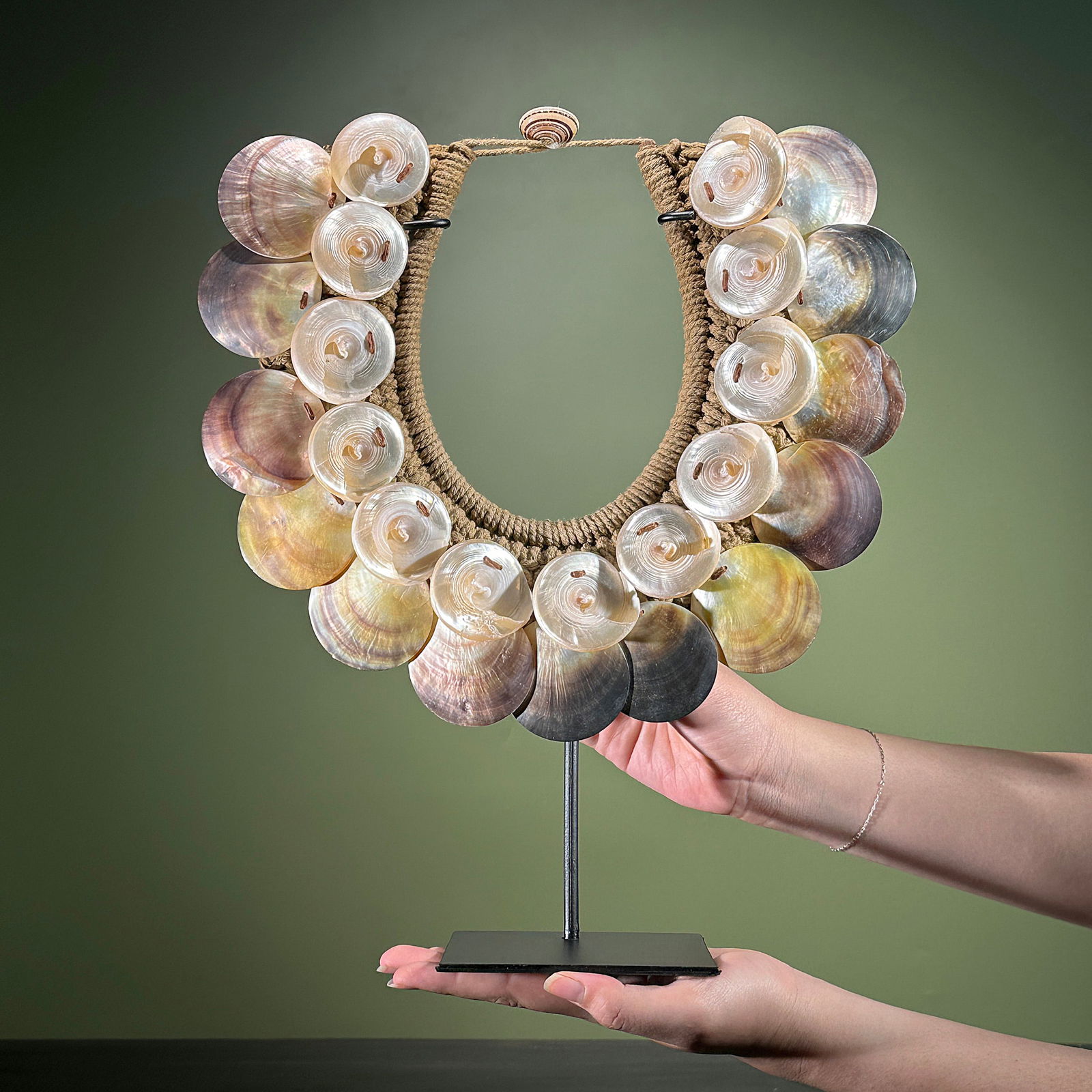 Decorative shell necklace on a custom stand (1 of 10)