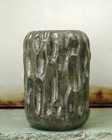 Christina Muff, Danish contemporary ceramicist (b. 1971). Medium sized vase made from dark grey
