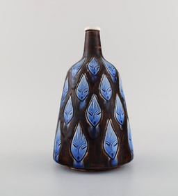 Hertha Bengtsson for Rörstrand. Unique vase in glazed ceramics with female faces. 1960s.