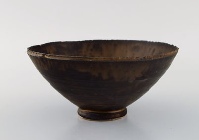 Eli Keller (b. 1942), Sweden. Unique bowl in glazed stoneware. Japanese style. Beautiful metallic
