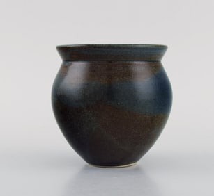 European studio ceramicist. Unique vase in glazed stoneware. Beautiful glaze in blue and brown