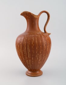 Gunnar Nylund for Rörstrand. Large vase with handle in glazed stoneware. Beautiful glaze in