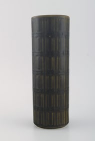 Arabia, Finland. Vase in glazed in ceramics. Beautiful glaze in dark green shades. 1960's.