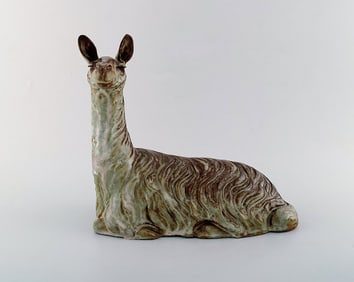 Lea von Mickwitz (1884-1978) for Arabia. Large sculpture in glazed stoneware. Lama. 1940's.