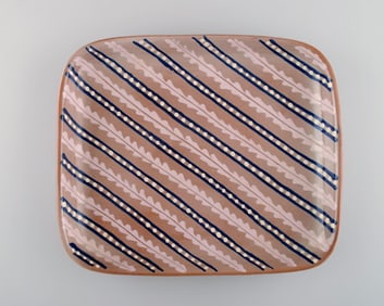 Anna-Lisa Thomson for Upsala-Ekeby. Large dish in glazed stoneware. Striped design. Mid-20th