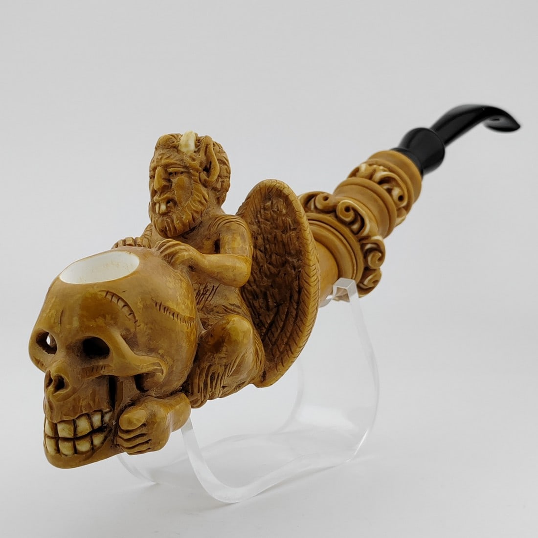 Devil with Skull Meerschaum Pipe,Demon Pipe (1 of 14)