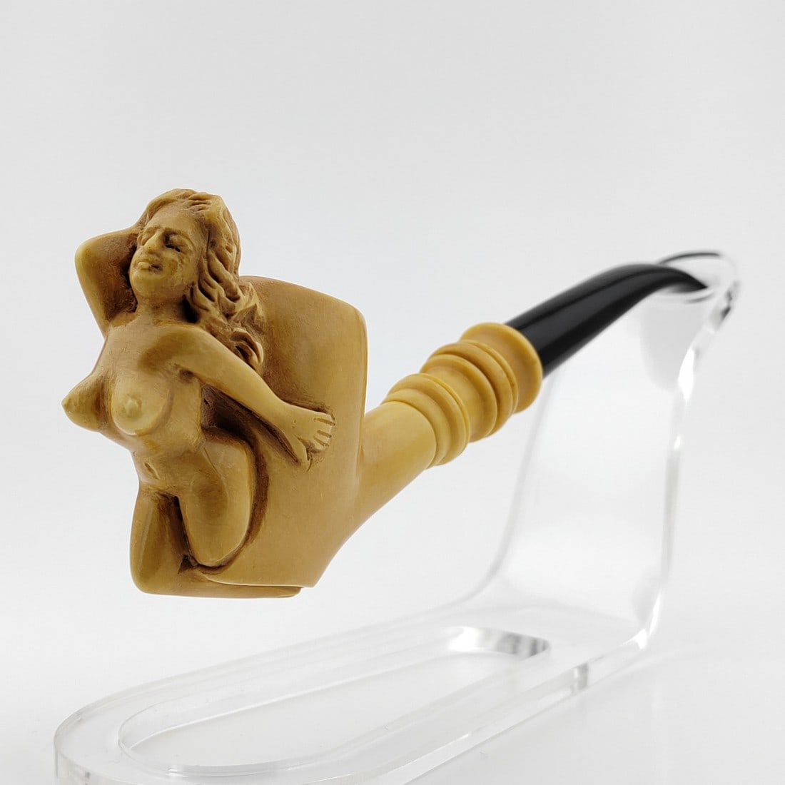 Lady Meerschaum Pipe (1 of 9)
