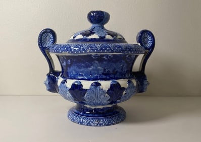 Historical Staffordshire Gravy Tureen 2 Men In A Sail Boat Shell Border&nbsp;