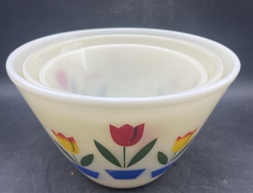 Fire King Glass Tulip Nesting Kitchen Mixing Bowls