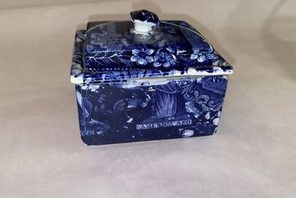 Historical Staffordshire States And Landing Of Lafayette Soap Dish Rare Form