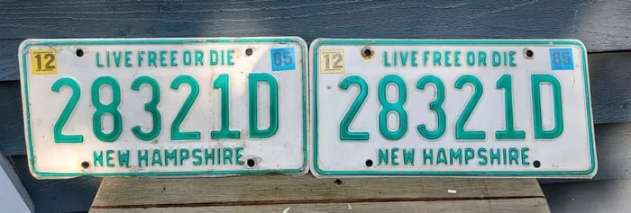 New Hampshire license plate 1980 Matching Pair