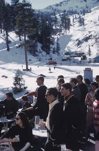 Slim Aarons 'Squaw Valley Ski Resort' 1961 Oversize C Type Print Framed In White: Description Slim Aarons 'Squaw Valley Ski Resort' 1961 Oversize C Type Print Framed In White A group of people watching from the balcony of the lodge at the Squaw Valley Ski Resort, one of the