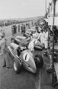 Race Order' 1947 Oversize Silver Gelatin Print Framed In Black: Description 'Race Order' 1947 Oversize Silver Gelatin Print Framed In Black Maserati racing cars in the pit during a road race at at St Helier, Jersey, Channel Islands, May 1947. Original