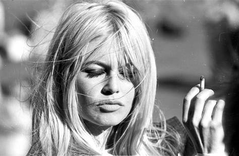 Brigitte Bardot ' By Michael Ochs Oversized Resin: Description ' Brigitte Bardot ' by Michael Ochs Brigitte Bardot (Photo by Michael Ochs Archives/Getty Images) Paper size 30 x 40 inches / 76 x 101 cm unframed OTHER SIZES OF THIS PRINT ARE