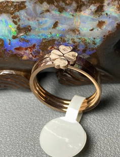 18K Rose Gold plated titanium steel 3 bundle heart four leaf clover stacked rings: Title: 18K Rose Gold plated titanium steel 3 bundle heart four leaf clover stacked rings Description:18K Rose Gold plated titanium steel 3 bundle heart four leaf clover stacked rings Date/Period: Mord