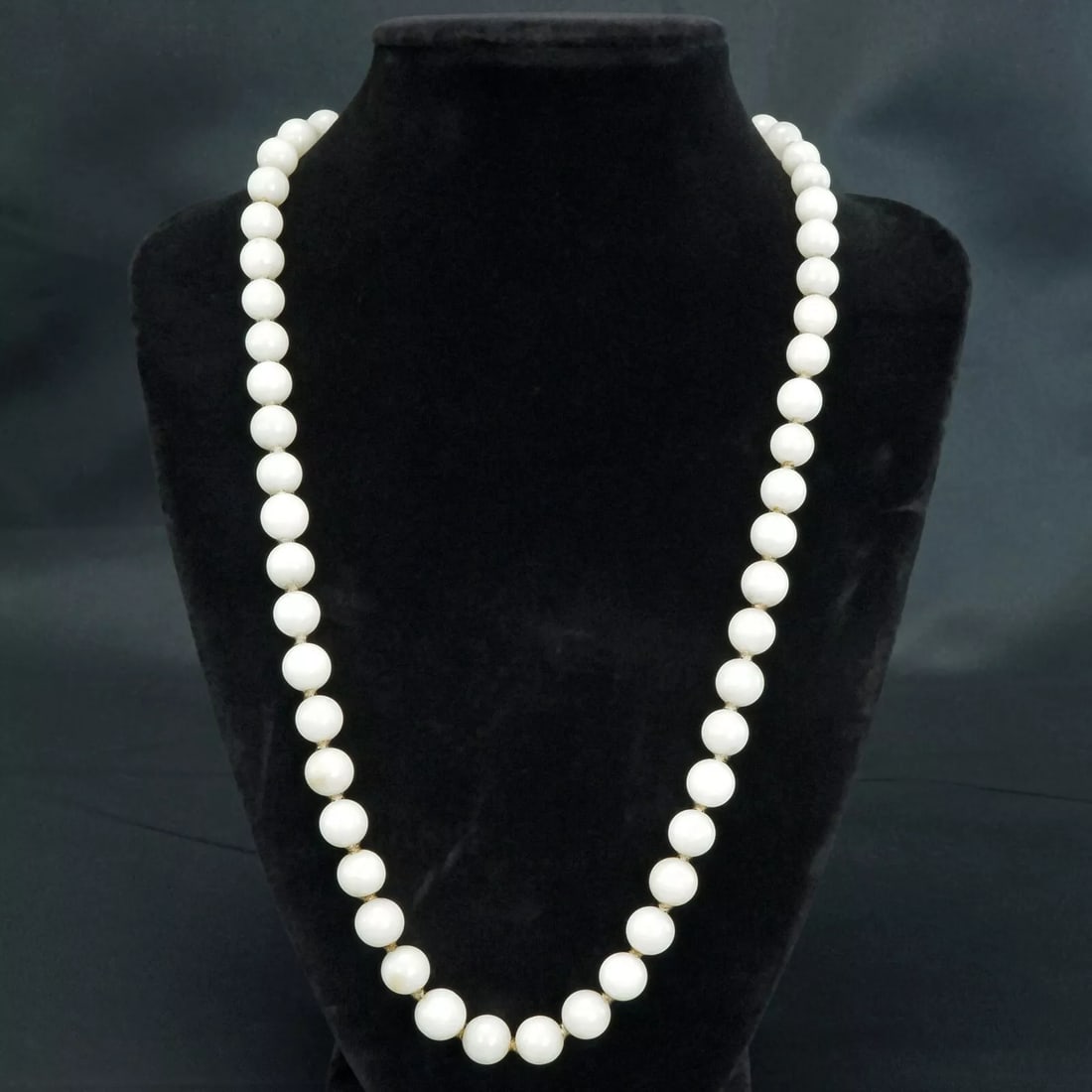 Chinese Grey Green Jade Necklace 14K Clasp (1 of 10)