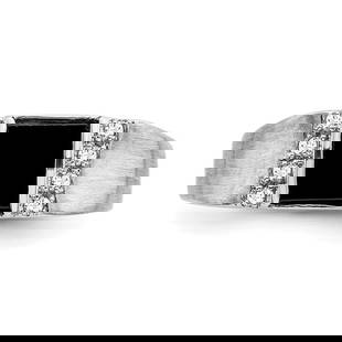 14k White Gold Men's Onyx & Diamond Ring: 14k White Gold Men's Onyx & Diamond Ring Gem Weight 1.00 Ct Diamond Weight .12 Ct Rhodium Plated 6.10 Grams Reserve: $1,050.00 Shipping: Domestic: Shipping rates are determined by destination Internat