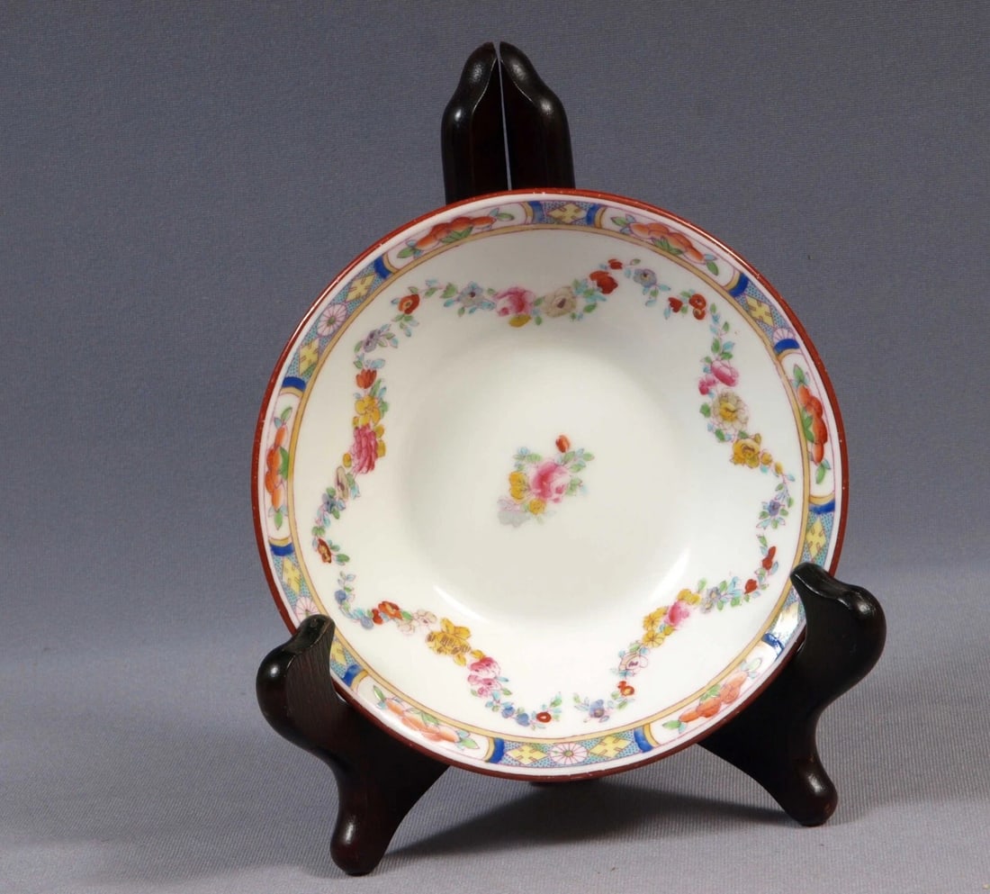 MINTON ROSE ANTIQUE Older Fruit Dessert Berry Bowl Nappy A4807 England (1 of 4)