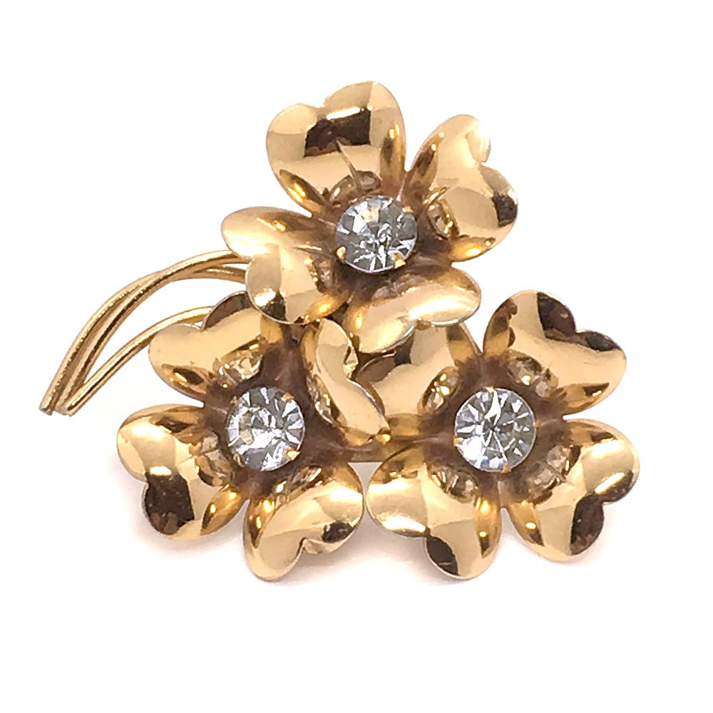 Coro Triple Flower Brooch (1 of 3)