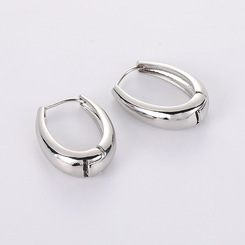 Vintage Art Deco style geometric oval earring hoops: Title: Vintage Art Deco style geometric oval earring hoops Description:Vintage Art Deco style geometric oval earring hoops. Perfect for making a bold fashion statement, this earring is ideal for both 