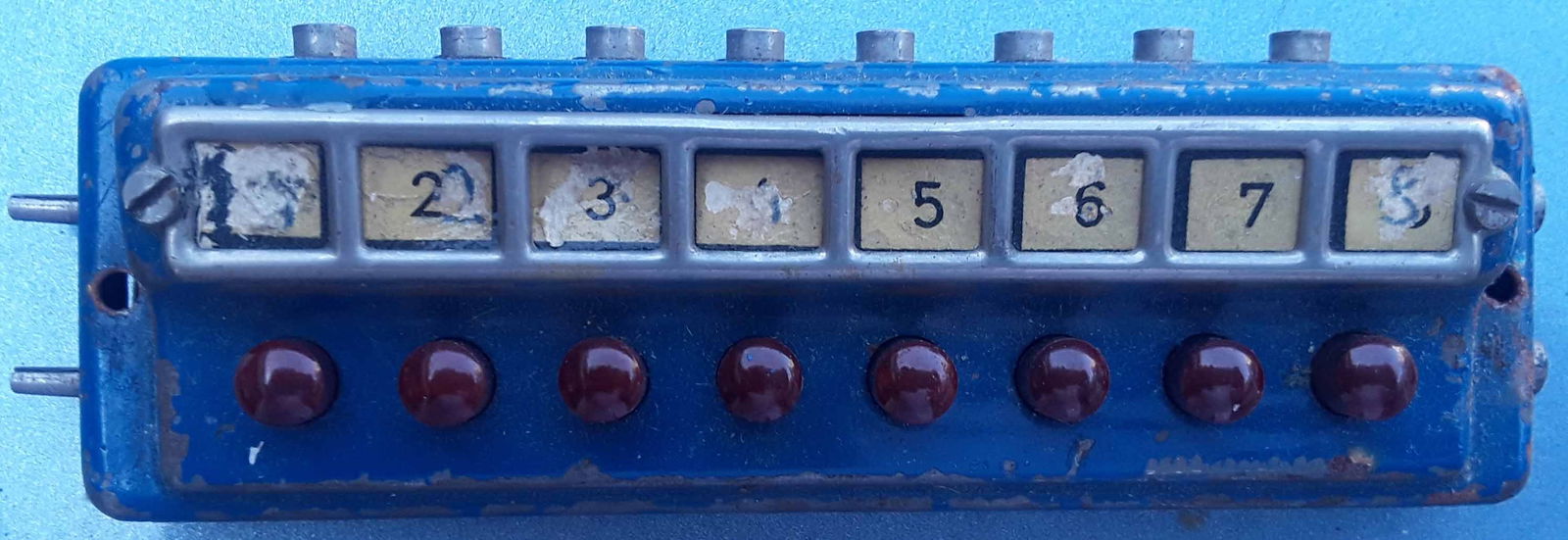 Marklin 8 line train control , c8.: Marklin 8 line train control , c8. Reserve: $11.00 Shipping: Domestic: Flat-rate of $12.00 to anywhere within the contiguous U.S. International: Flat-rate of $32.00 to anywhere in the world. Combined