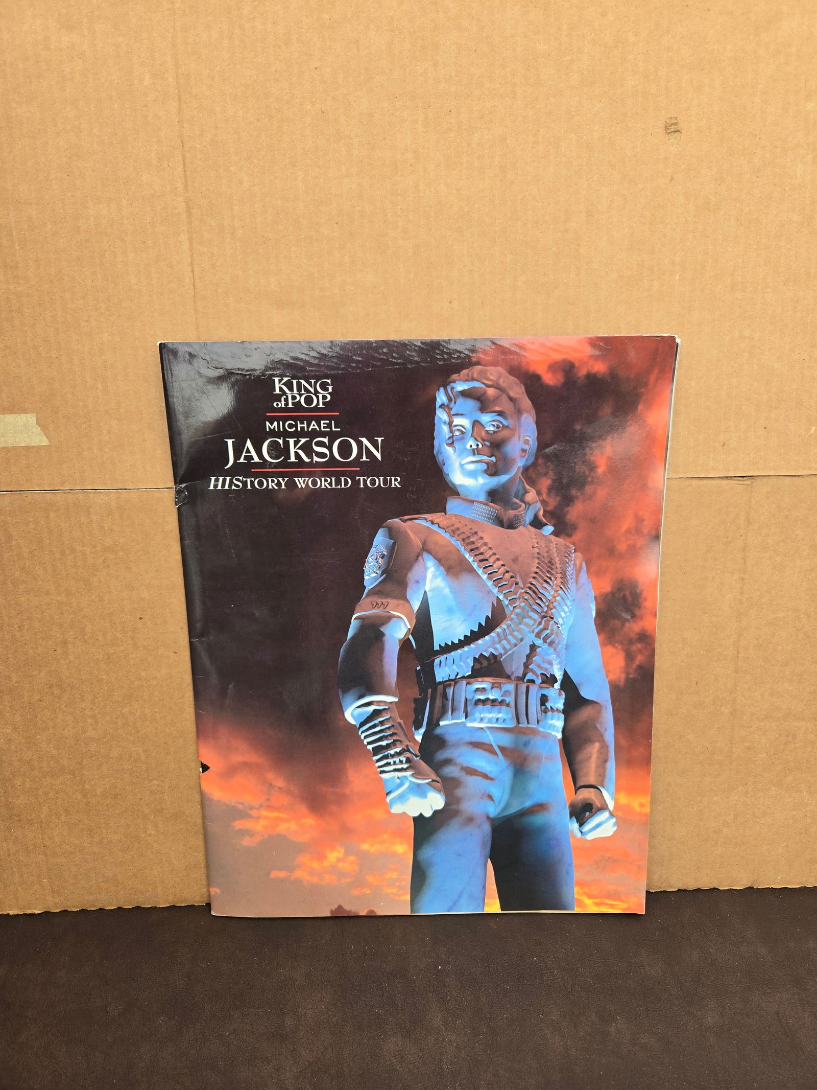 Vintage Michael Jackson History World Tour Magazine (1 of 3)