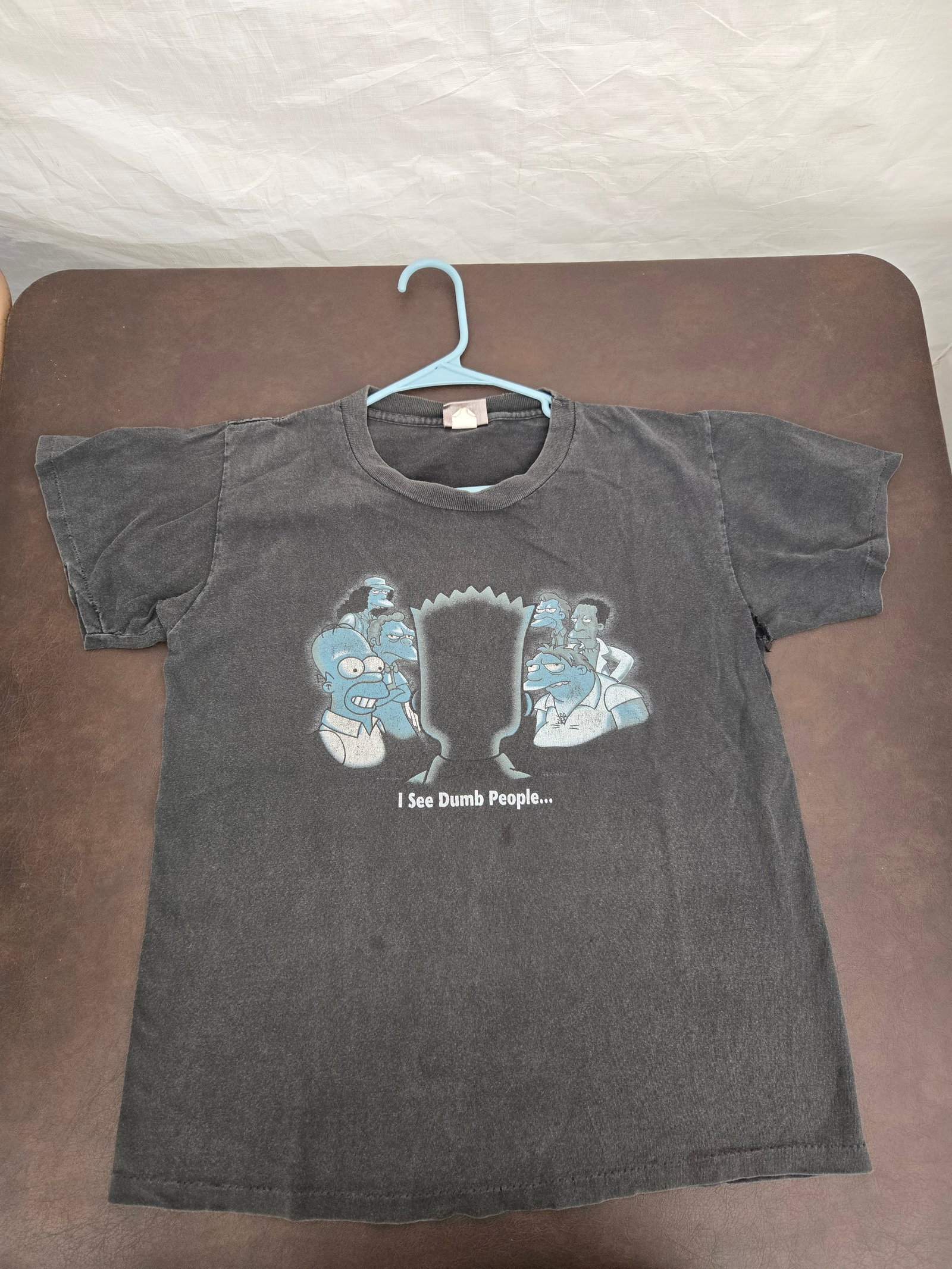 Vintage 90's The Simpsons "I See Dumb People": Title: Vintage 90's The Simpsons "I See Dumb People" Origin: USA Date/Period: 90s Material: Cotton Size/Dimensions: M Description: Pre-Owned, Vintage, Might have stains due aging and storage. Reserve: