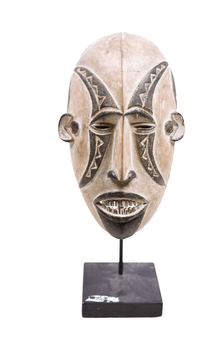 Mask – Wood – Agbogho Mmwo – IGBO / IBO – Nigeria – Schädler (1 of 9)