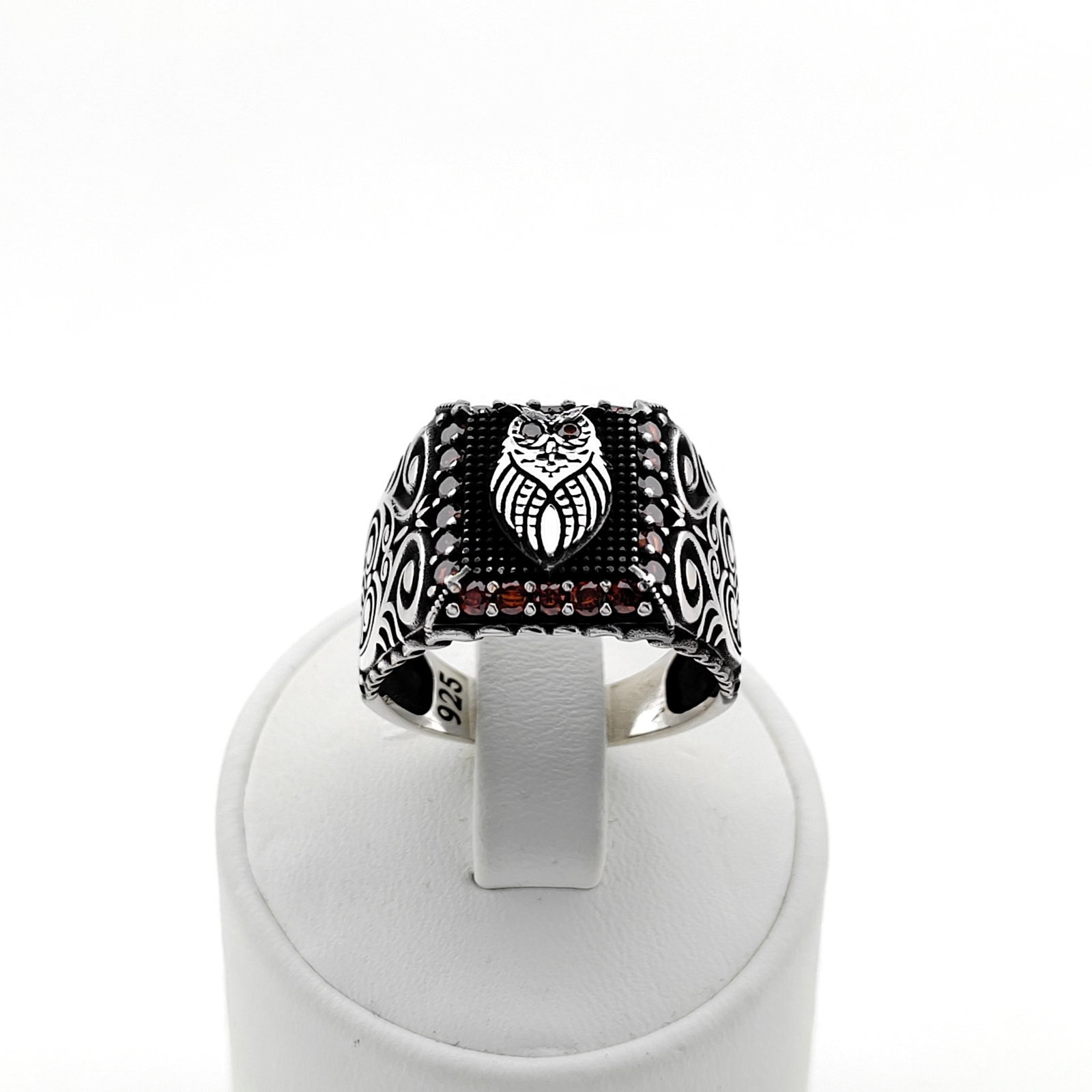 925 Silver Owl Ring: Title: 925 Silver Owl Ring Description: 925 Silver Owl Ring Ornated with Red Zircons -Total Weight:8.8g -Size:US Size 11 (20.75mm) With Gift Box Express Shipping.Carrier:DHL Express Combine Shipping P