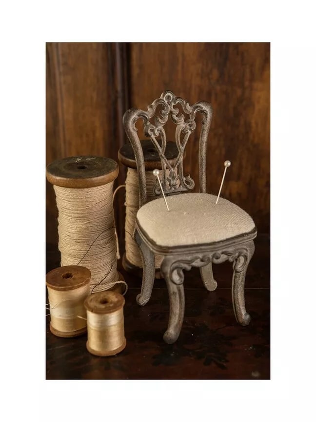 Miniature Cast Iron Sewing Pin Cushion Chair (1 of 2)