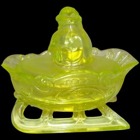 Westmoreland Vaseline Glass Santa on Sleigh Covered Candy Dish