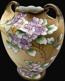 Nippon Japan Vase
